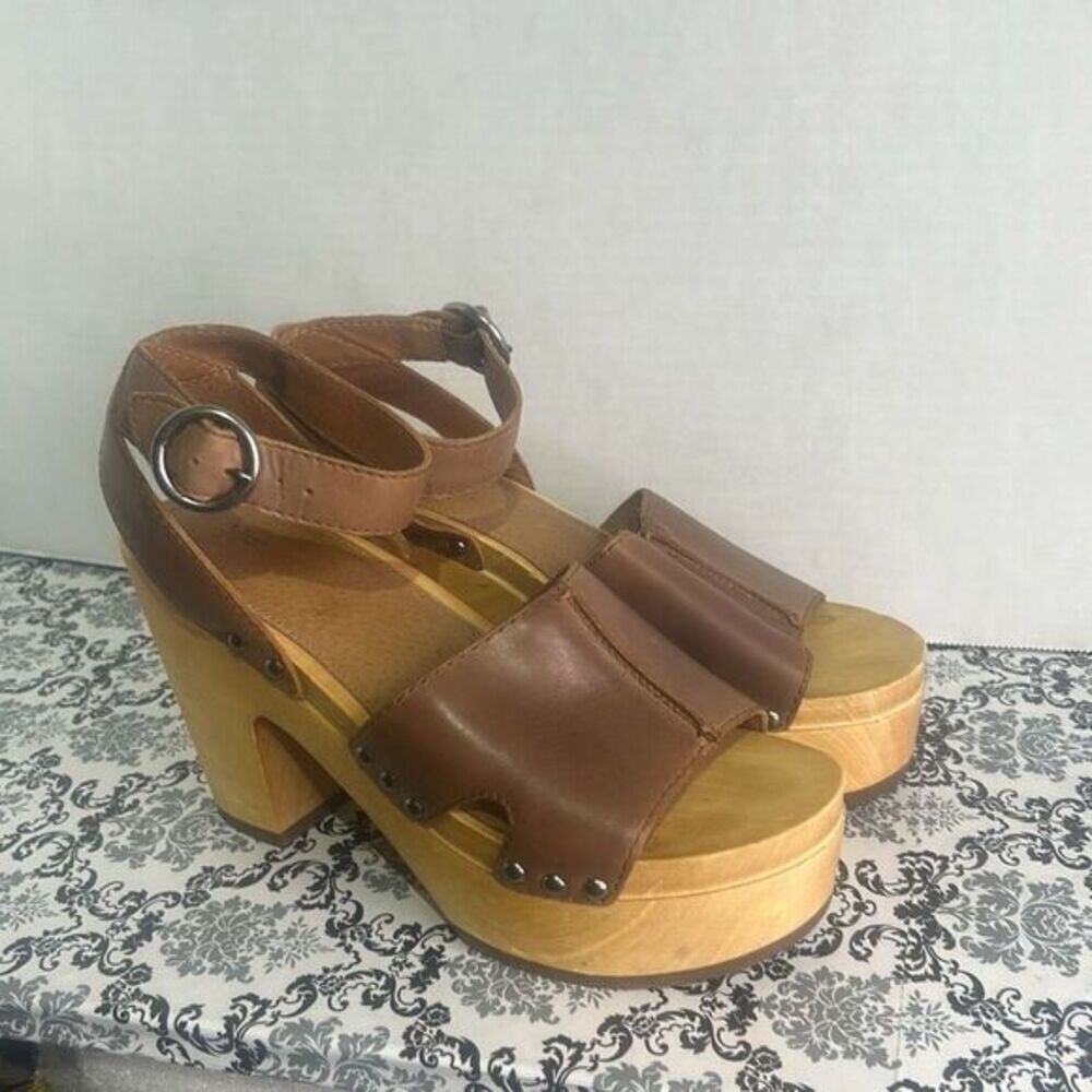 Frye Zelda tan studded sandal retro style leather buckle clog‎ - Picture 11 of 11